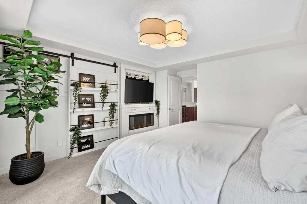 216 Auburn Sound View SE Calgary AB T3M0E4