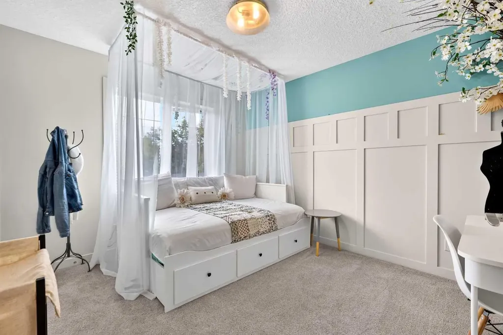 216 Auburn Sound View SE Calgary AB T3M0E4