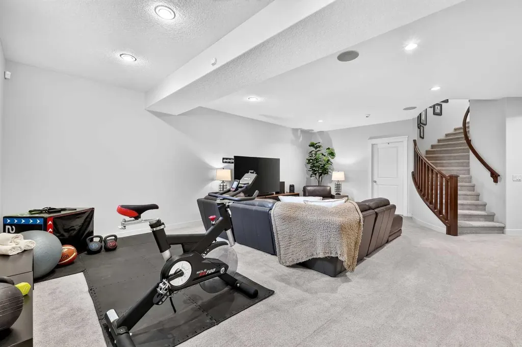 216 Auburn Sound View SE Calgary AB T3M0E4