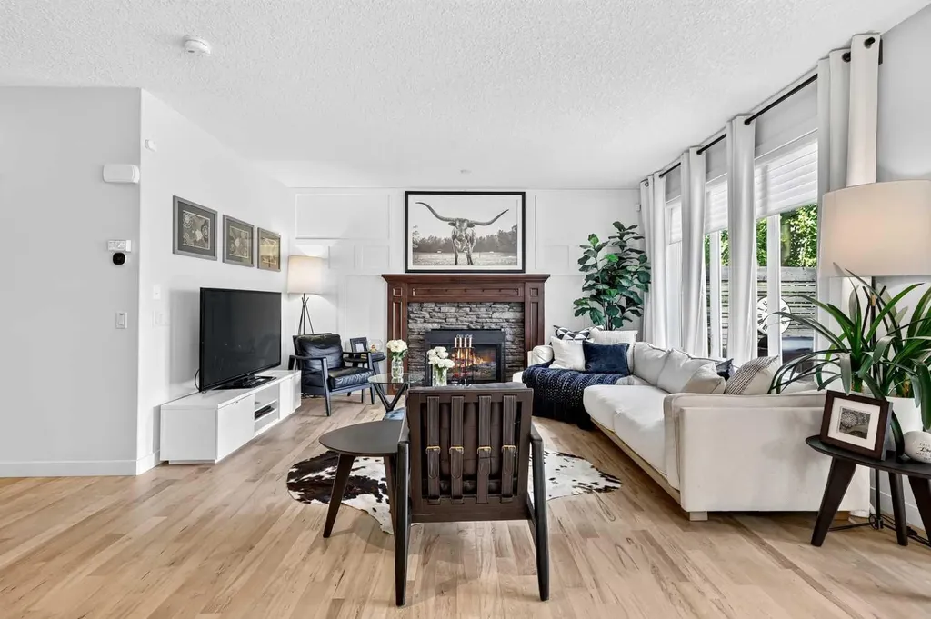 216 Auburn Sound View SE Calgary AB T3M0E4