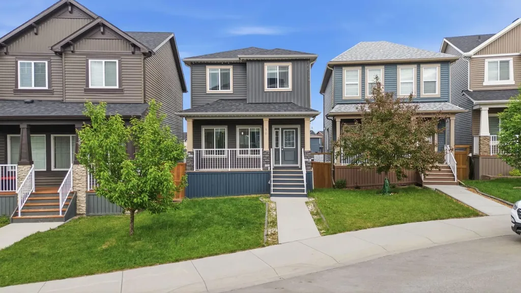 30 Evanscrest Heights NW Calgary AB T3P0S3