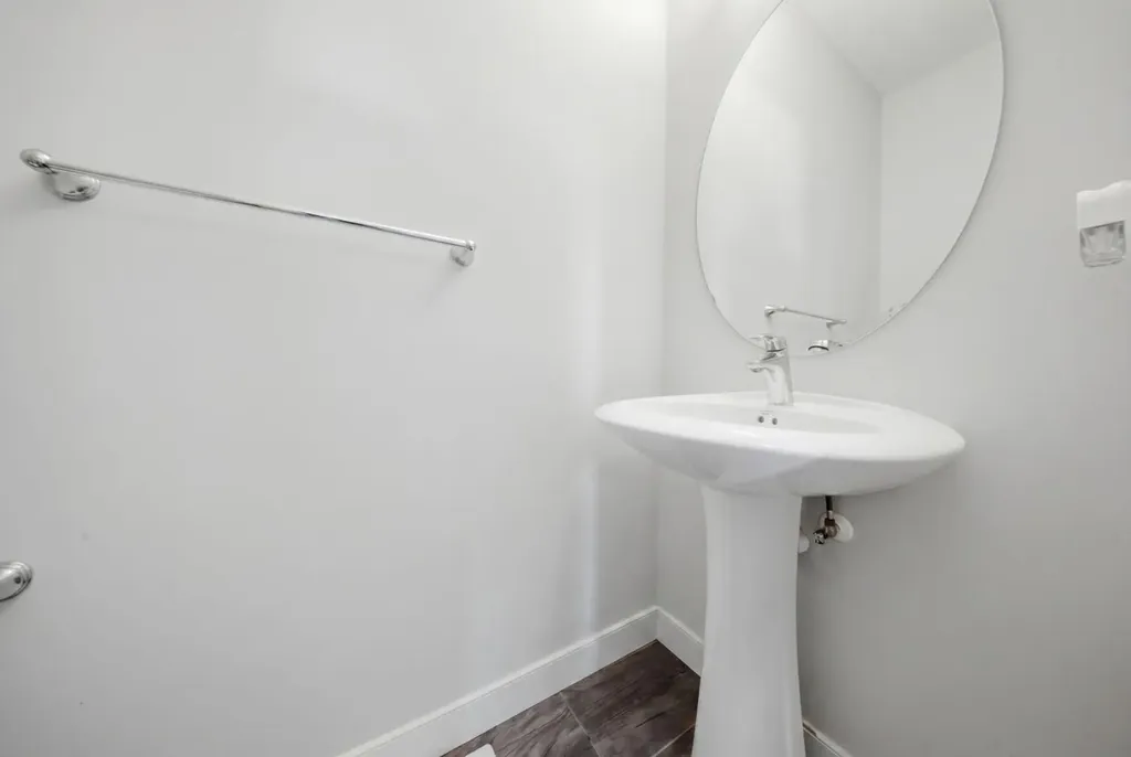 30 Evanscrest Heights NW Calgary AB T3P0S3