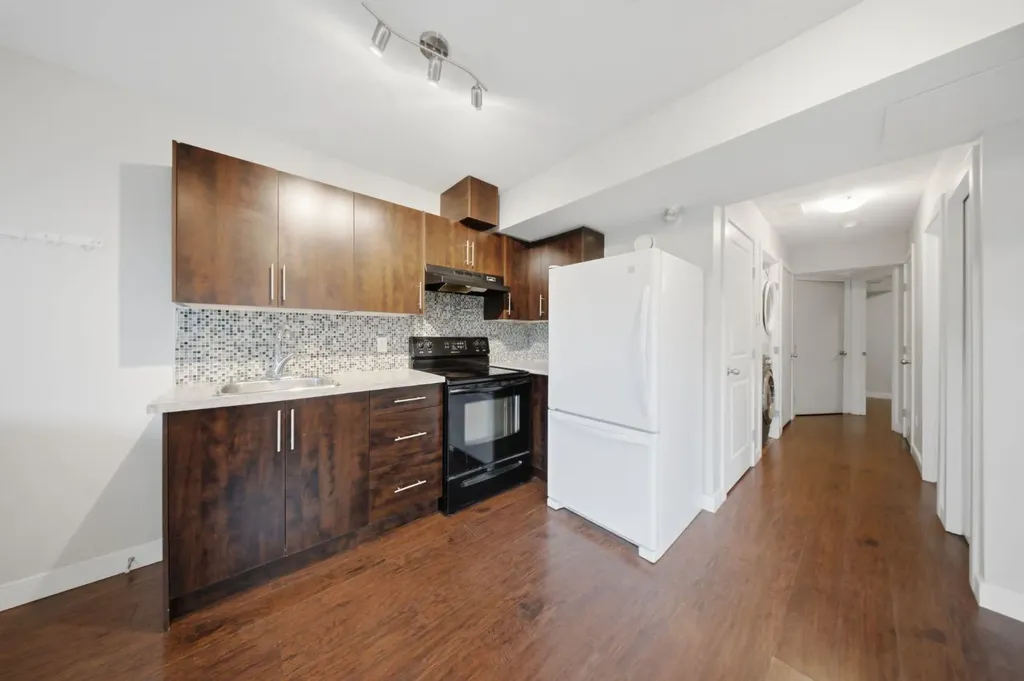 30 Evanscrest Heights NW Calgary AB T3P0S3