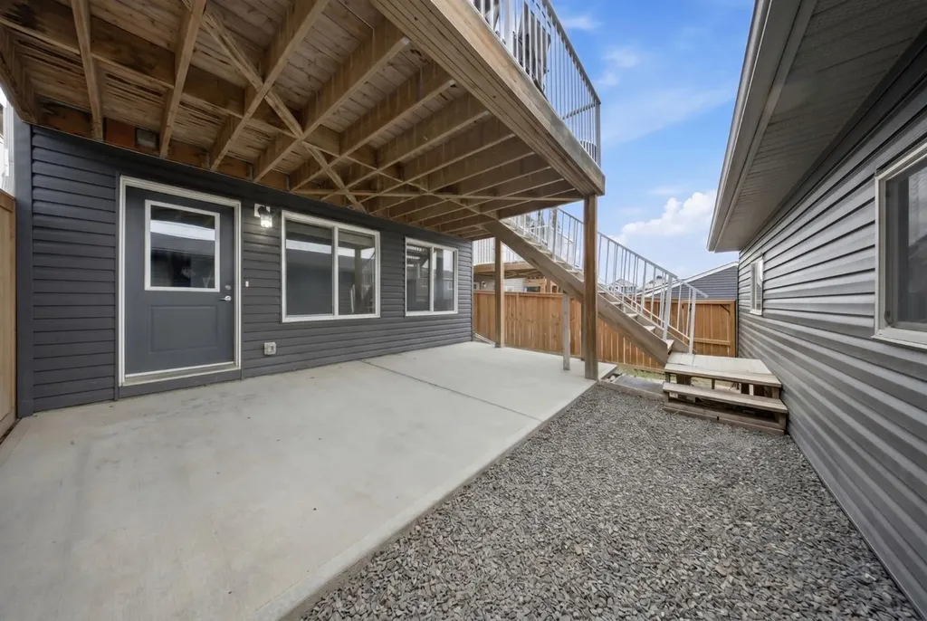 30 Evanscrest Heights NW Calgary AB T3P0S3