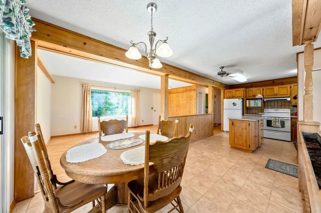 226096 72 Street E Rural Foothills County AB T1S 3V7