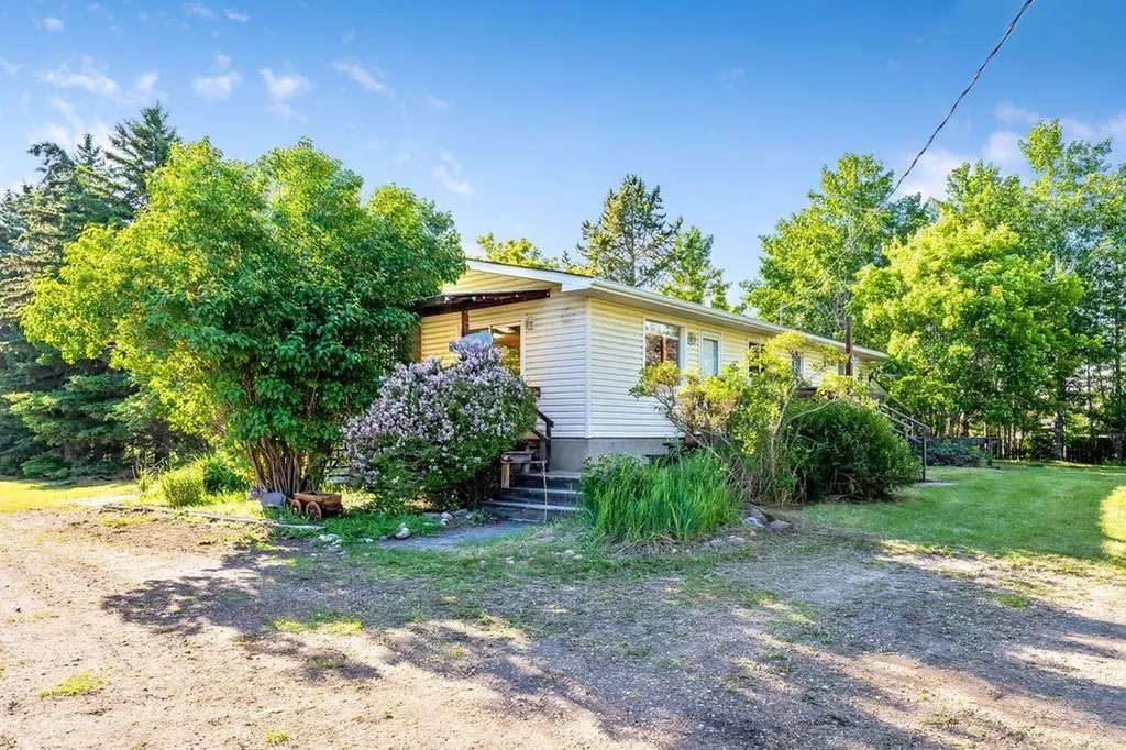 226096 72 Street E Rural Foothills County AB T1S 3V7