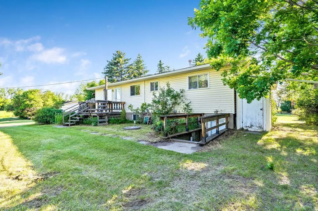 226096 72 Street E Rural Foothills County AB T1S 3V7