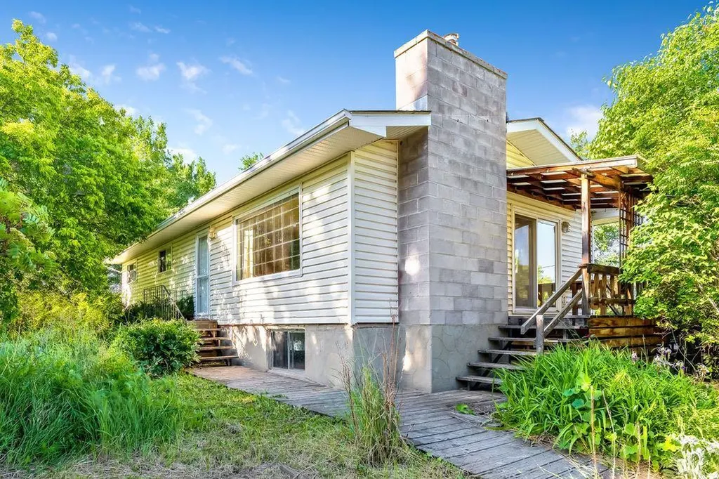 226096 72 Street E Rural Foothills County AB T1S 3V7