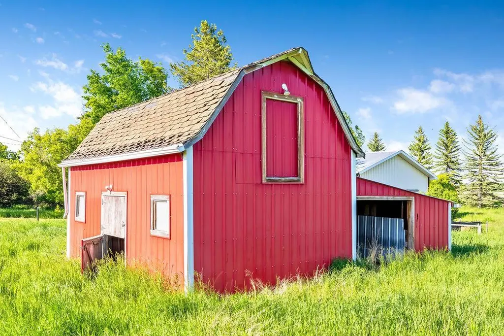 226096 72 Street E Rural Foothills County AB T1S 3V7