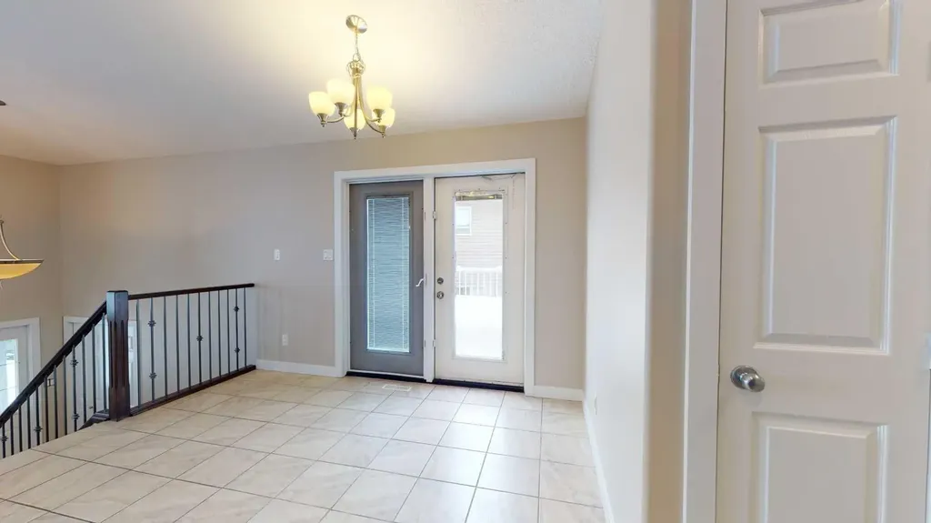8876 75 Avenue Grande Prairie AB T8X 0H8