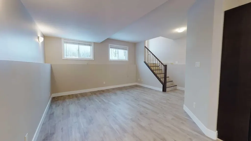 8876 75 Avenue Grande Prairie AB T8X 0H8