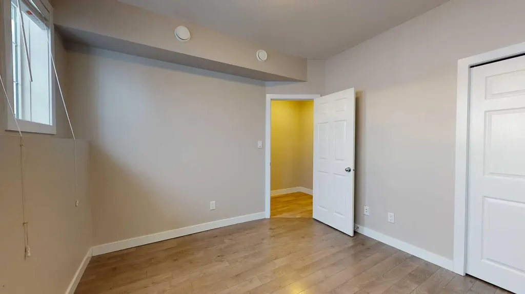 8876 75 Avenue Grande Prairie AB T8X 0H8