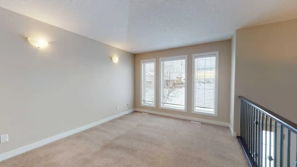 8876 75 Avenue Grande Prairie AB T8X 0H8