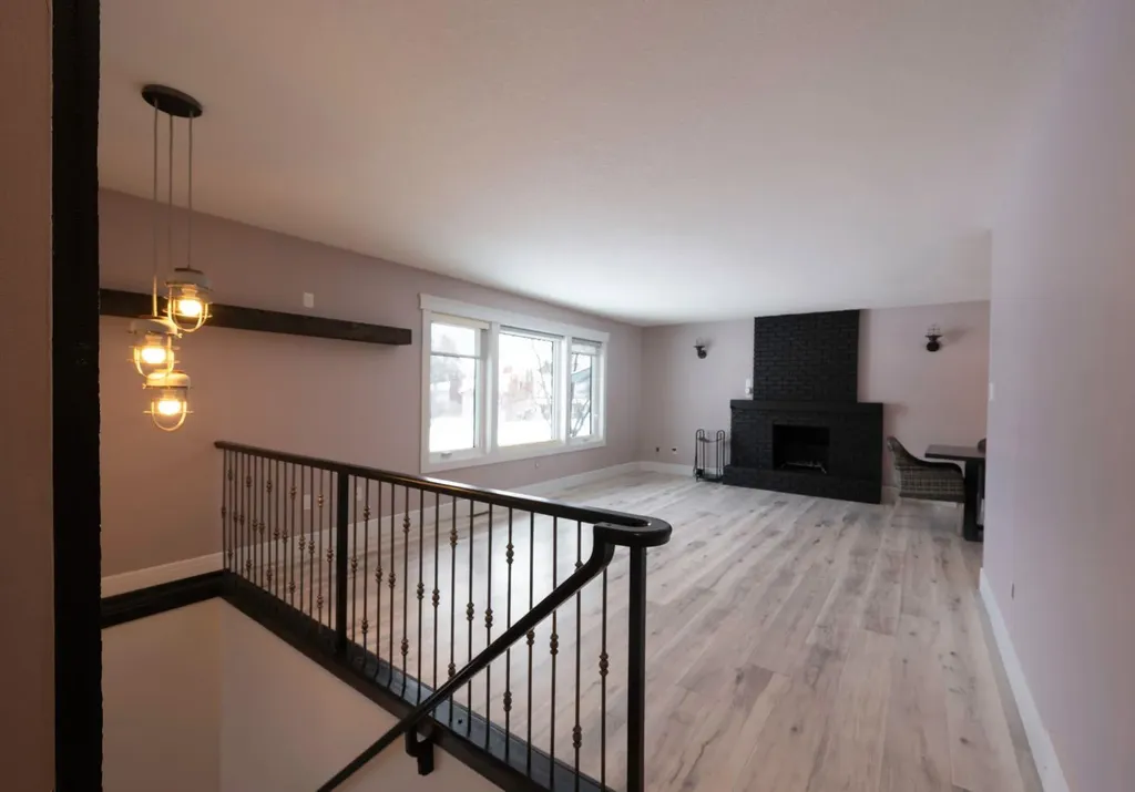 113 Dundas Road Fort Mcmurray AB T9K1B8