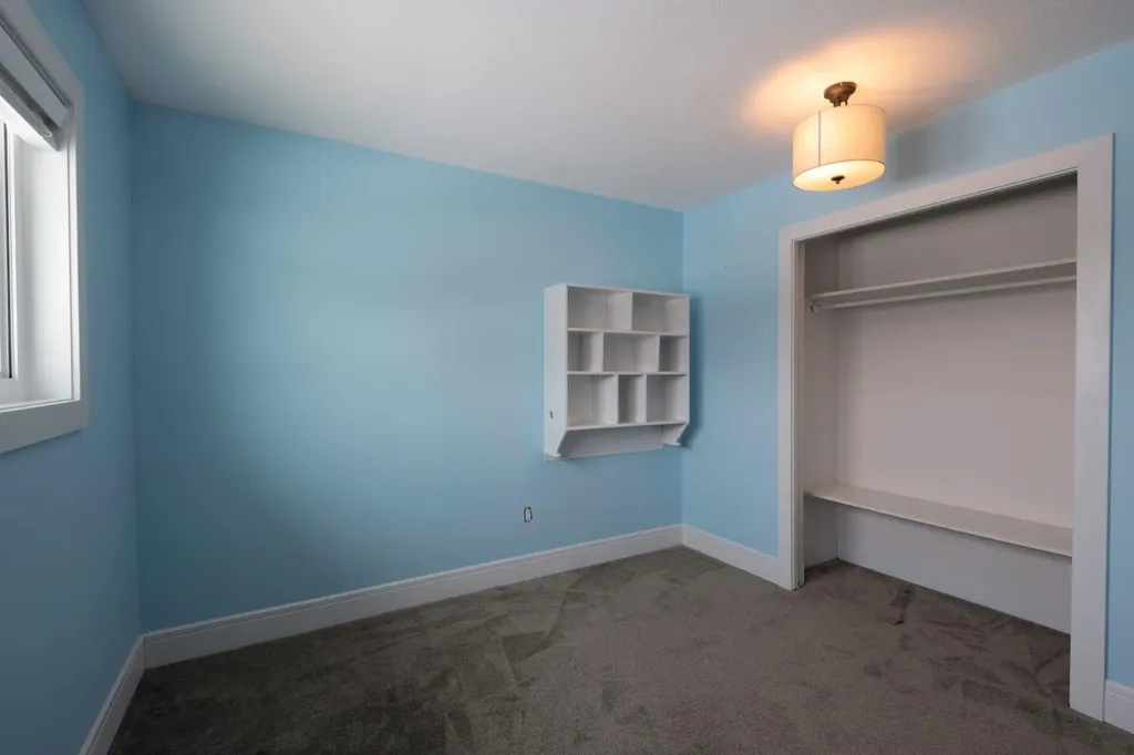 113 Dundas Road Fort Mcmurray AB T9K1B8