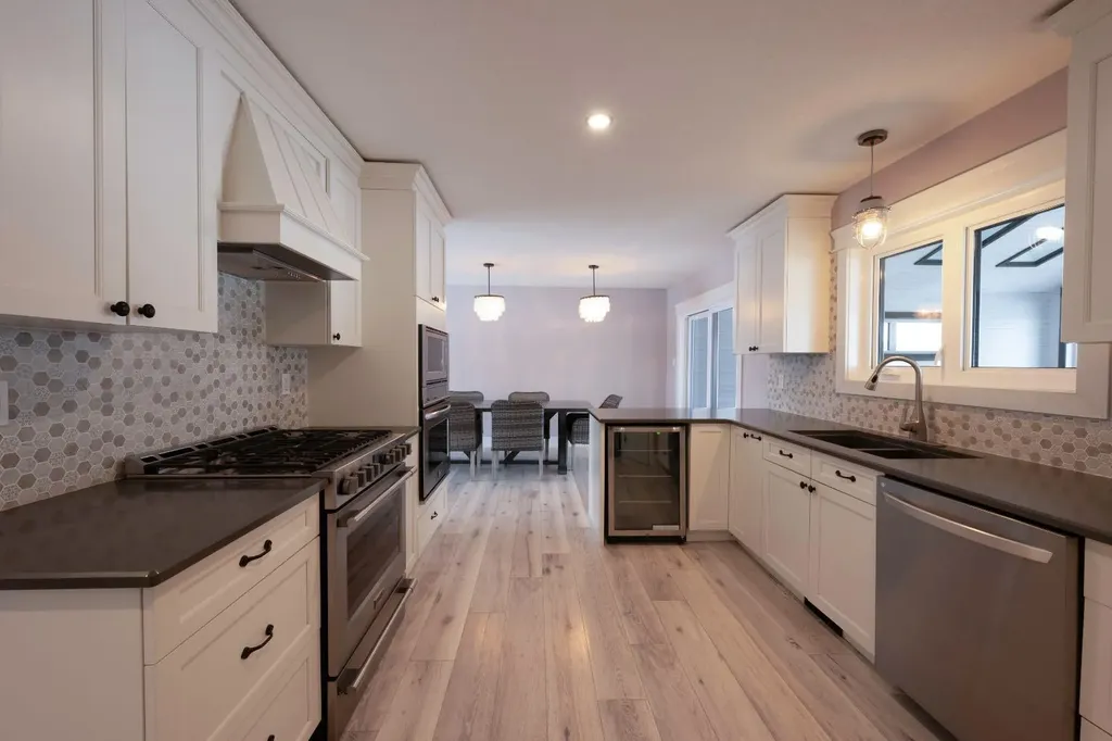 113 Dundas Road Fort Mcmurray AB T9K1B8