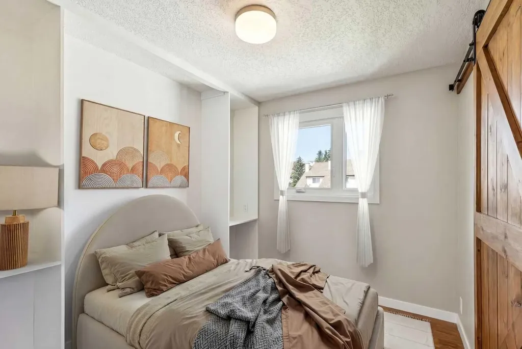 727 Ranchview Circle NW Calgary AB T3G1A9