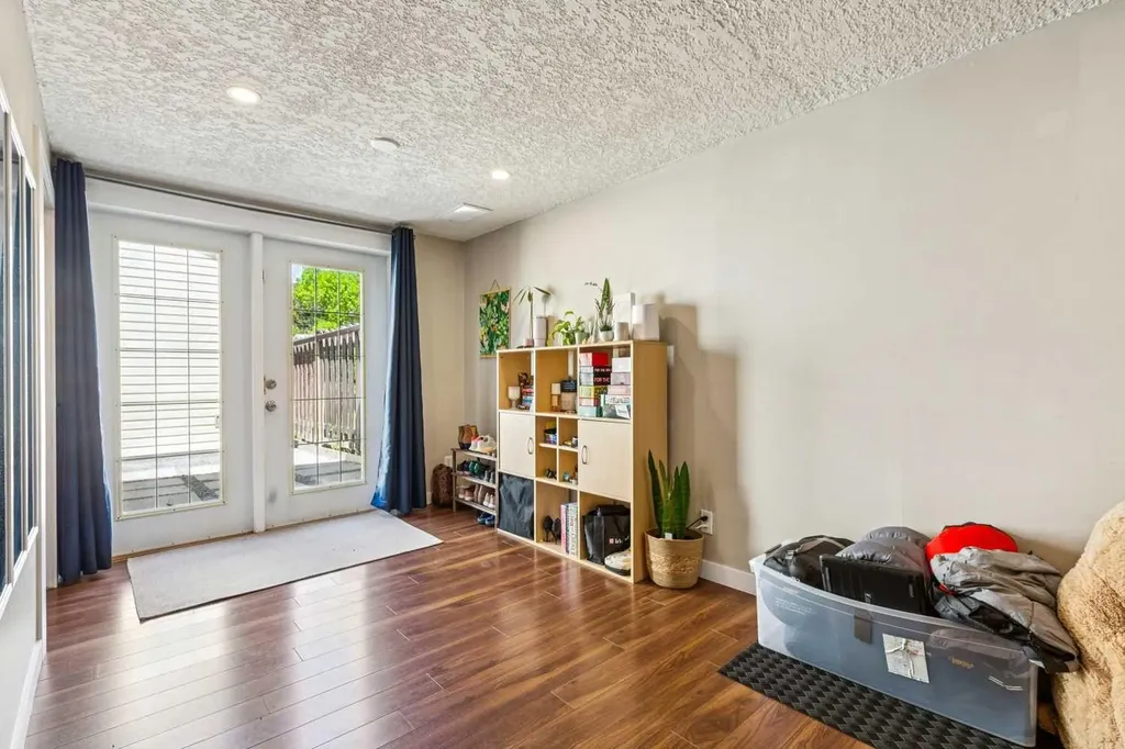 727 Ranchview Circle NW Calgary AB T3G1A9