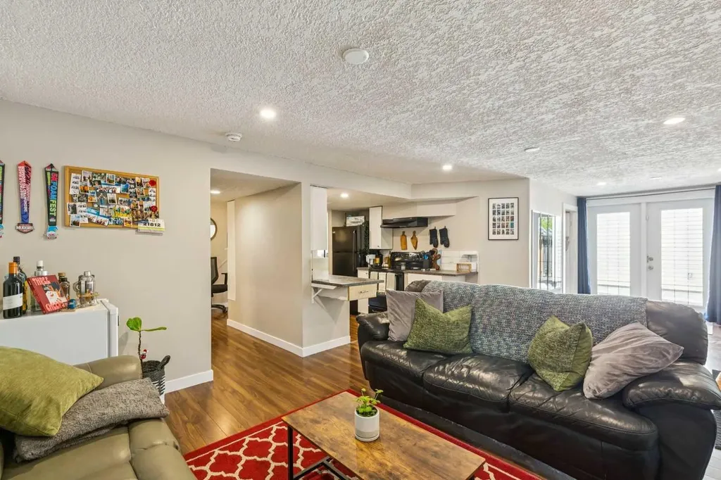 727 Ranchview Circle NW Calgary AB T3G1A9