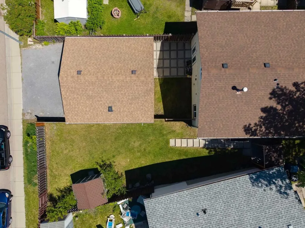 727 Ranchview Circle NW Calgary AB T3G1A9