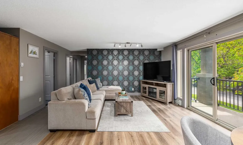 1422 Centre A Street NE Calgary AB T2E 2Z9