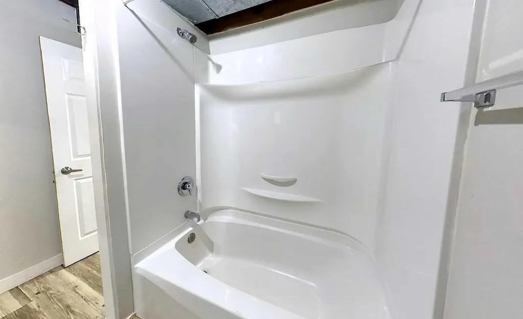 5737 9 Avenue Edson AB T7E 1J4