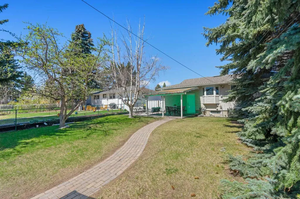 487 Arlington Drive SE Calgary AB T2H1S4
