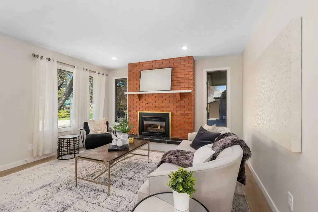 487 Arlington Drive SE Calgary AB T2H1S4
