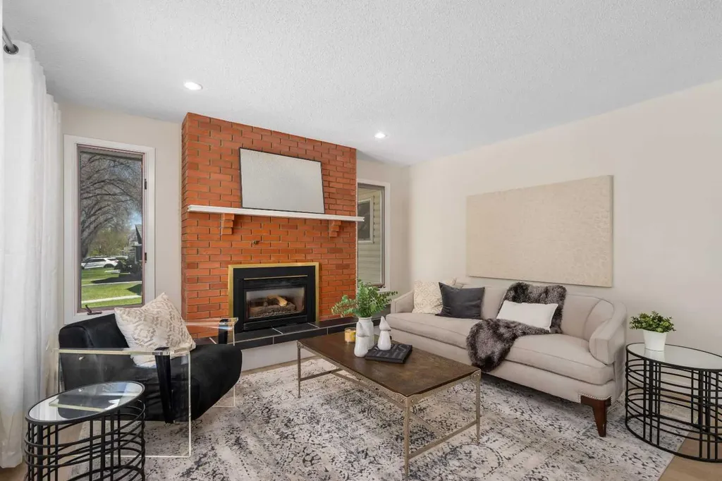 487 Arlington Drive SE Calgary AB T2H1S4