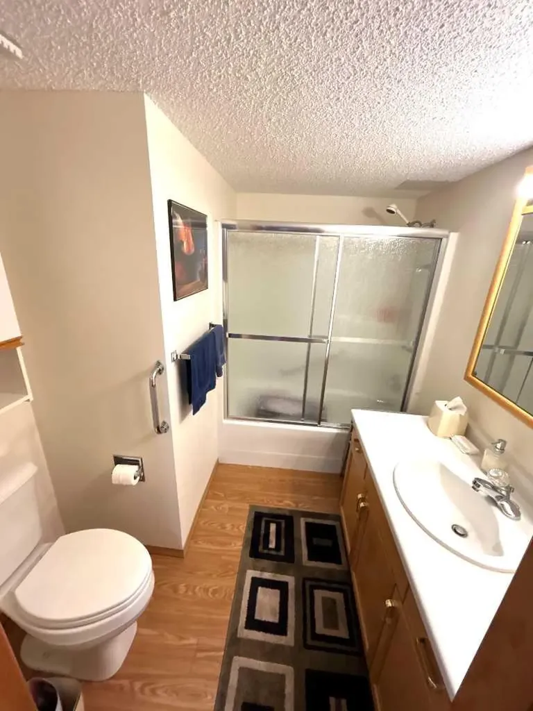 3021 13 Avenue SE Medicine Hat AB T1B 4E2
