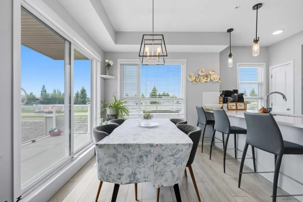 370 Harvest Hills Common NE Calgary AB T3K 2M8