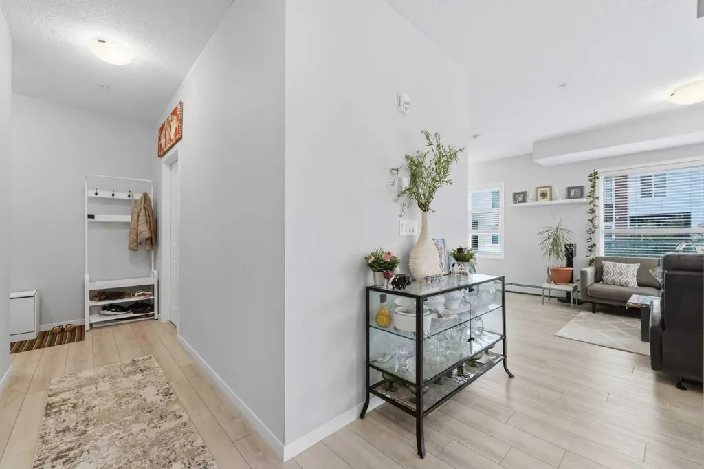 370 Harvest Hills Common NE Calgary AB T3K 2M8