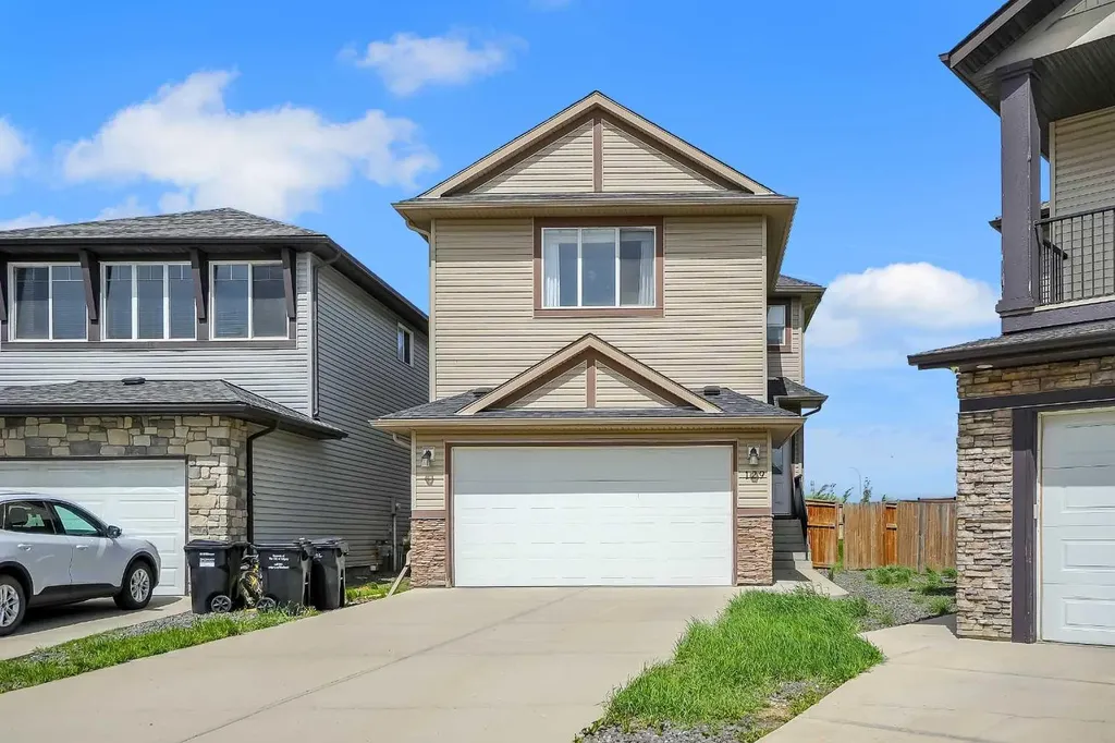 129 Covecreek Bay NE Calgary AB T3K 0N1