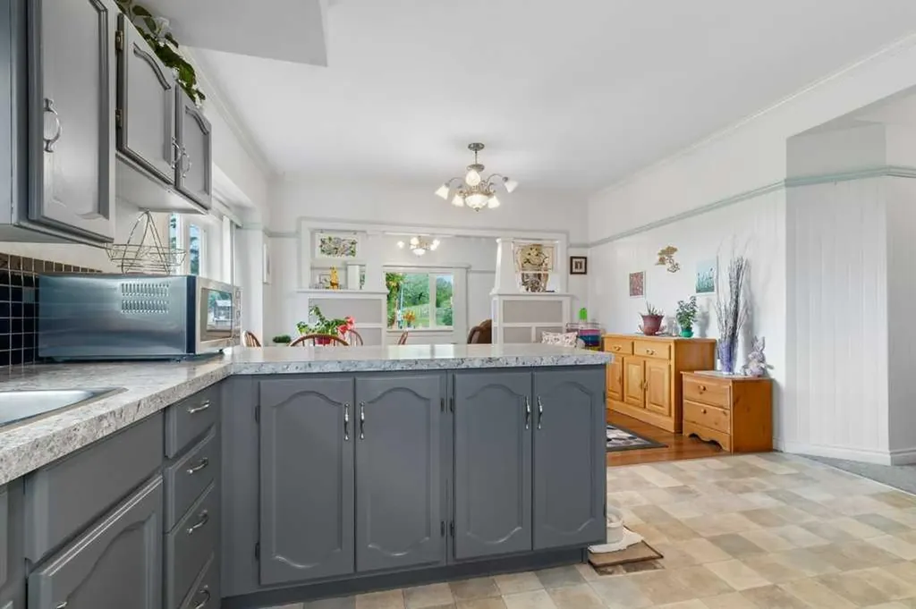 35321 Range Road 242 Rural Red Deer County AB T0M 0Y0
