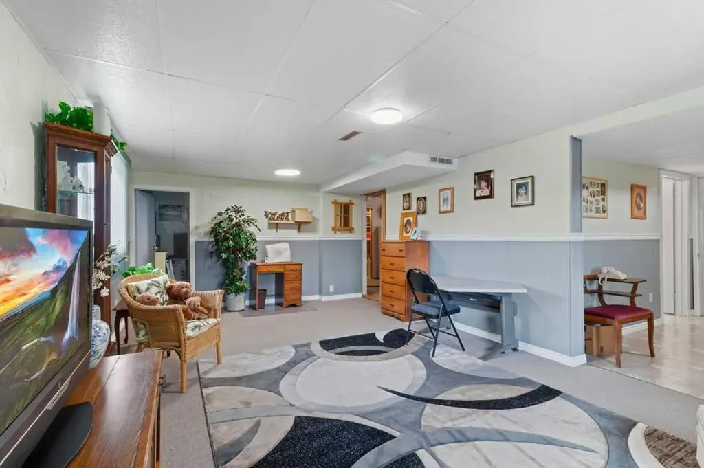 35321 Range Road 242 Rural Red Deer County AB T0M 0Y0