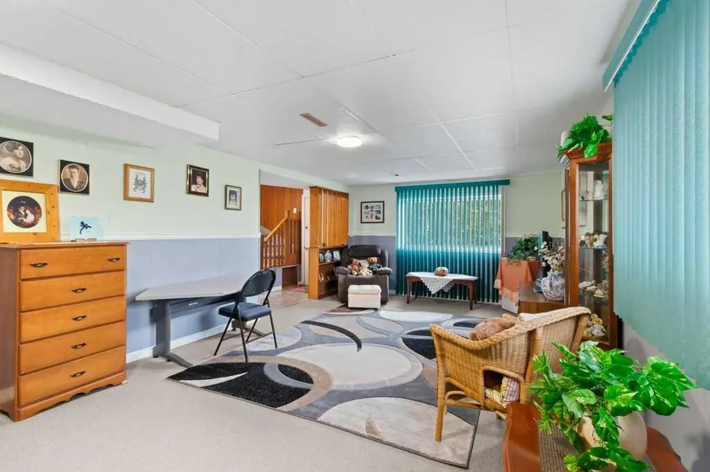 35321 Range Road 242 Rural Red Deer County AB T0M 0Y0