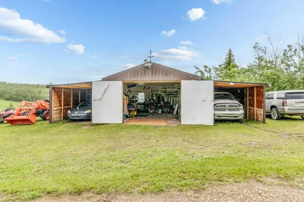 35321 Range Road 242 Rural Red Deer County AB T0M 0Y0