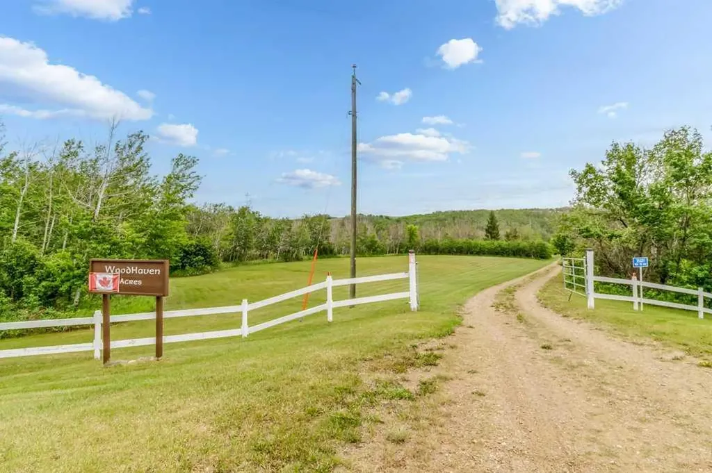 35321 Range Road 242 Rural Red Deer County AB T0M 0Y0