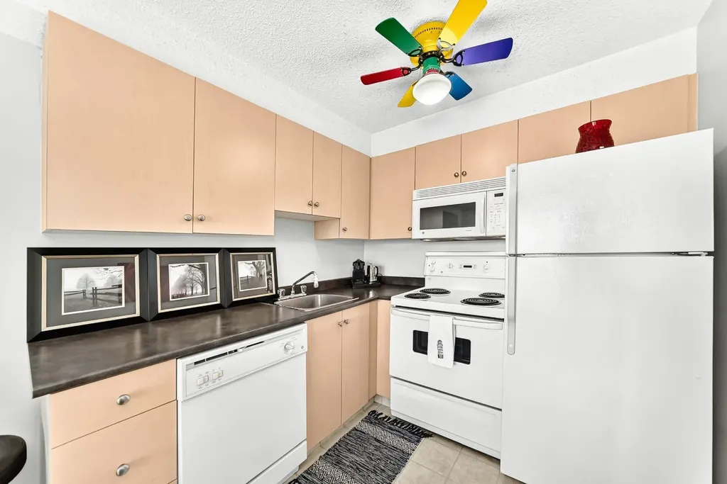 1620 70 Street SE Calgary AB T2A 7Z2