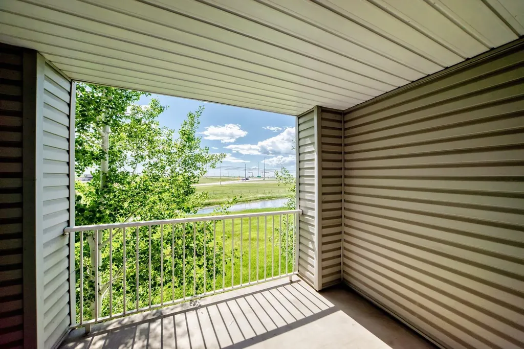 1620 70 Street SE Calgary AB T2A 7Z2