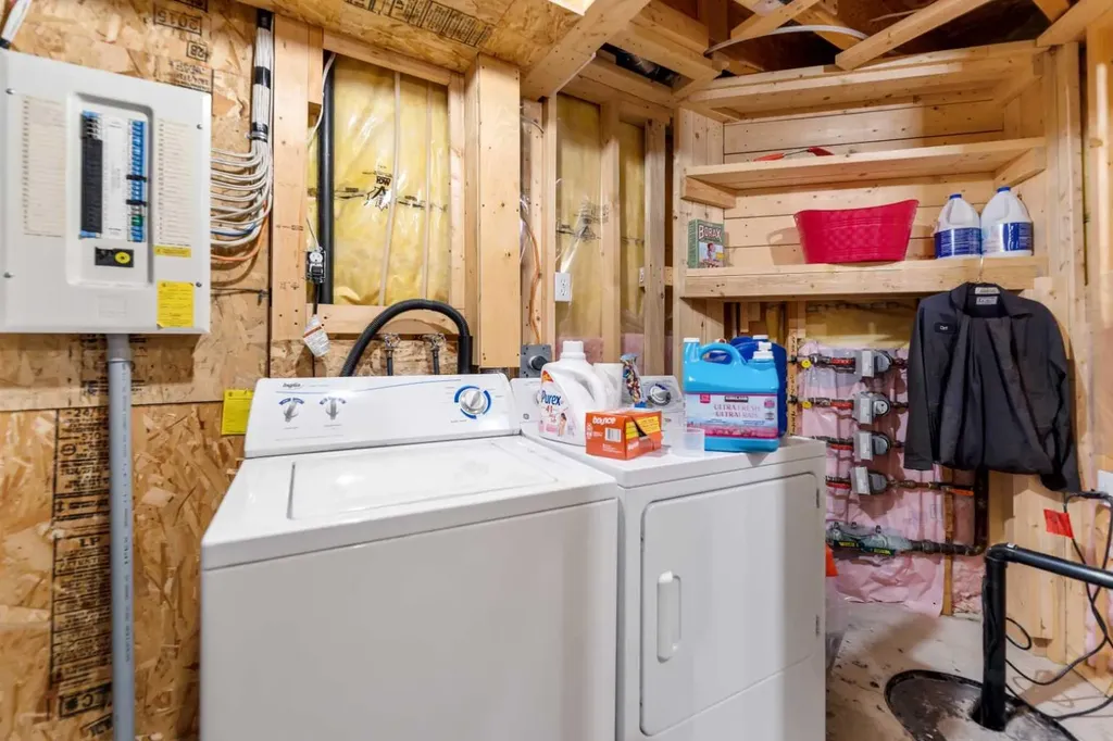 2323 Eversyde Avenue SW Calgary AB T2Y 4S4