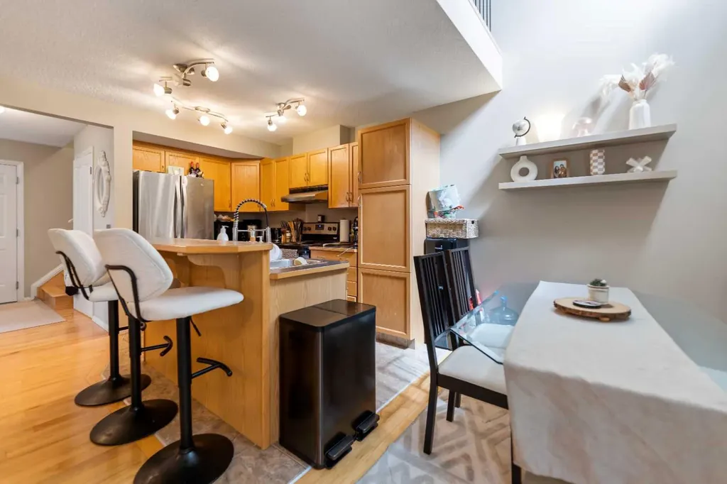 2323 Eversyde Avenue SW Calgary AB T2Y 4S4