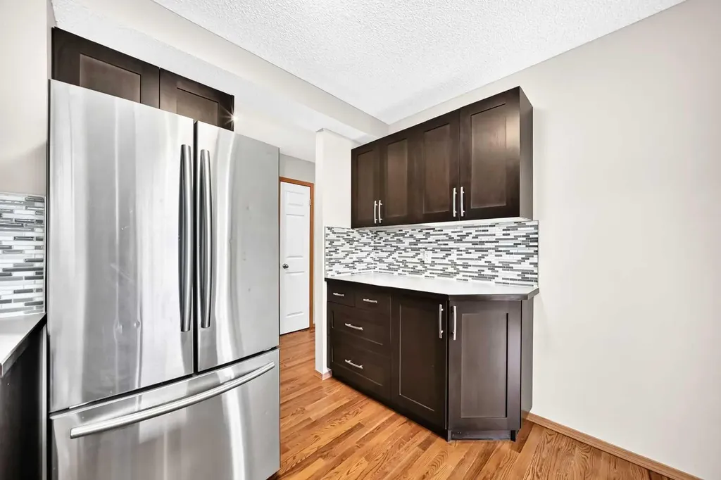 142 Quigley Close Cochrane AB T4C 1S4