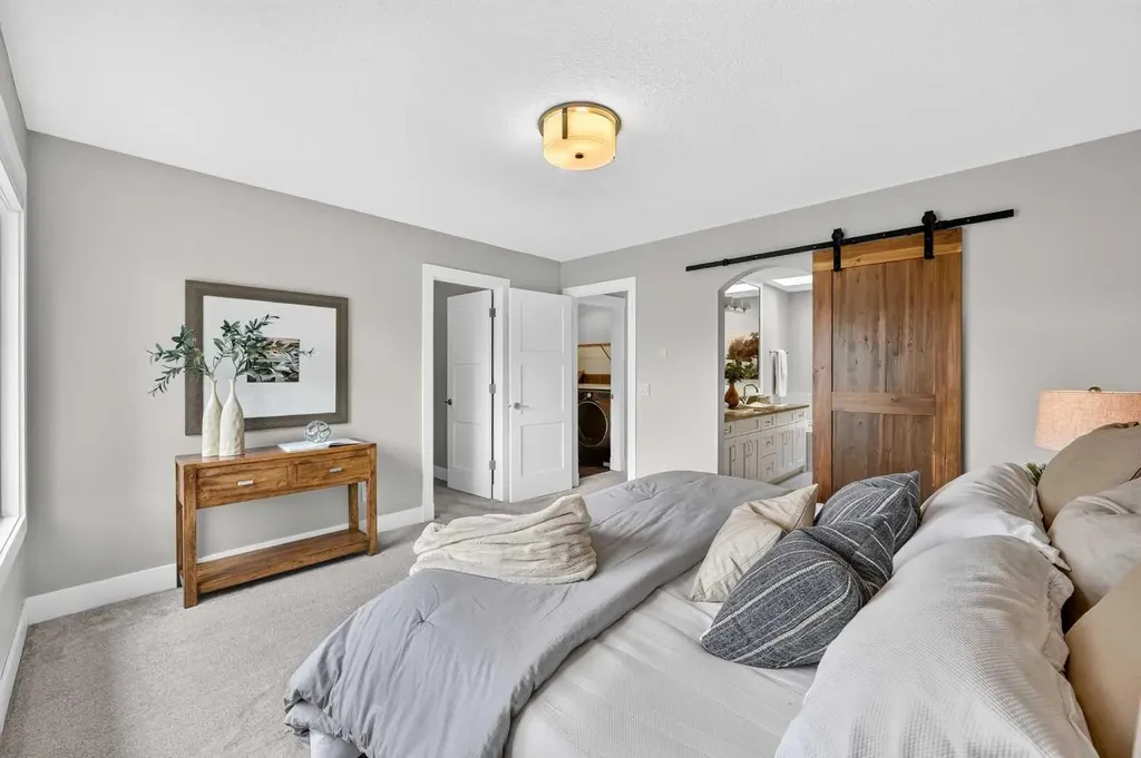 536 53 Avenue SW Calgary AB T2V 0B9