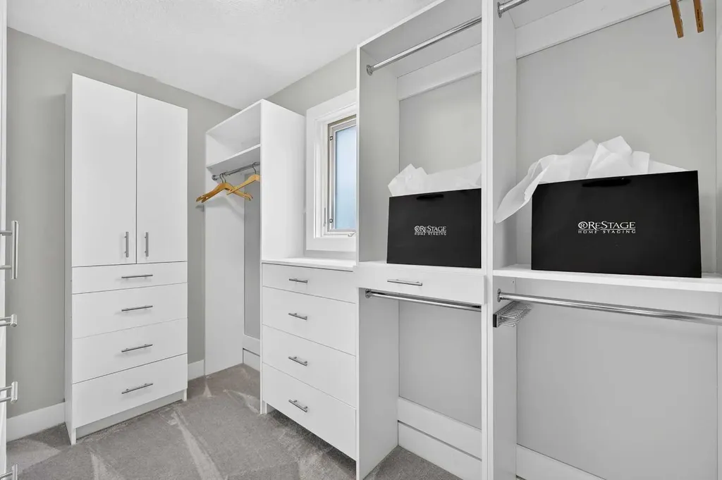 536 53 Avenue SW Calgary AB T2V 0B9