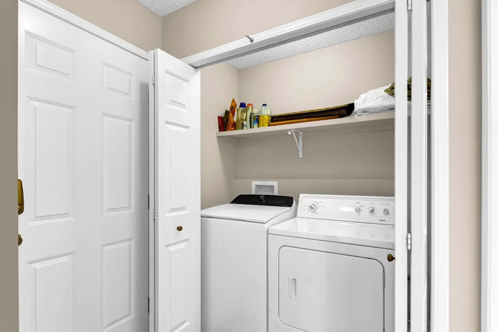 3751 Douglas Ridge Link SE Calgary AB T2Z3H7