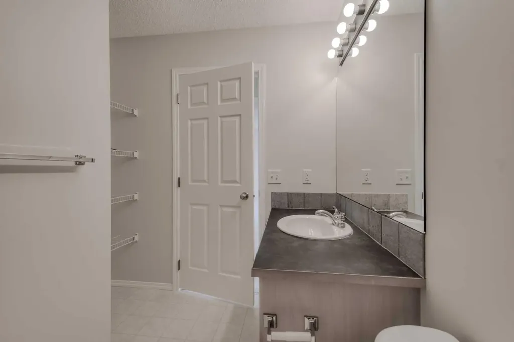 130 Somerglen Way SW Calgary AB T2Y 4B2