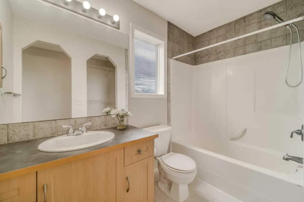 130 Somerglen Way SW Calgary AB T2Y 4B2