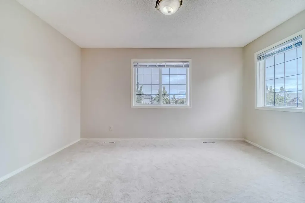 130 Somerglen Way SW Calgary AB T2Y 4B2