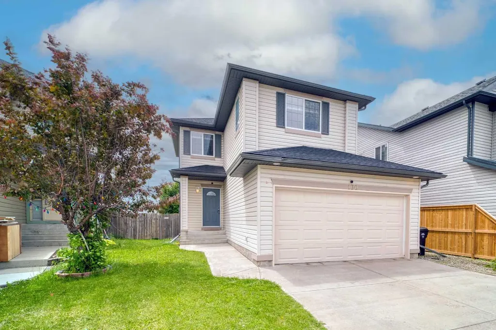 130 Somerglen Way SW Calgary AB T2Y 4B2